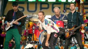 Coldplay endorses charity MOAS